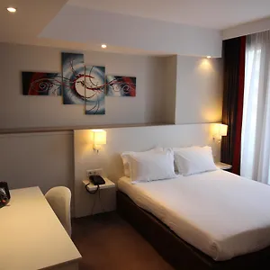 *** Hotel Paris-auteuil By Ihg France